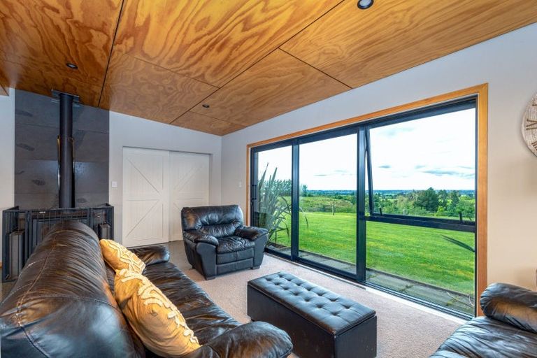 Photo of property in 49 Downs Road, Geraldine, 7991