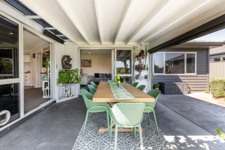 Photo of property in 24 Pelorus Avenue, Poraiti, Napier, 4112