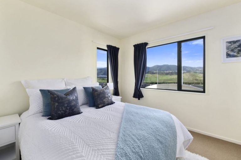 Photo of property in 21 Observation Place, Paraparaumu, 5032