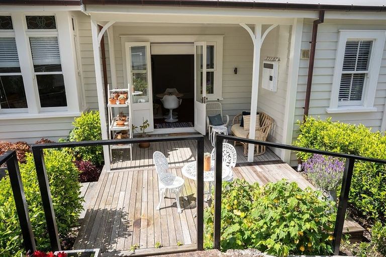 Photo of property in 9 Tudor Street, Devonport, Auckland, 0624