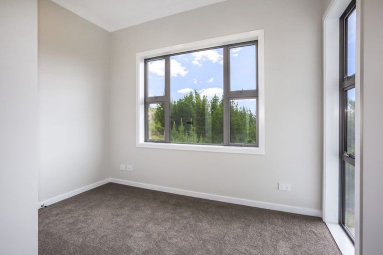 Photo of property in 143 Endeavour Drive, Whitby, Porirua, 5024