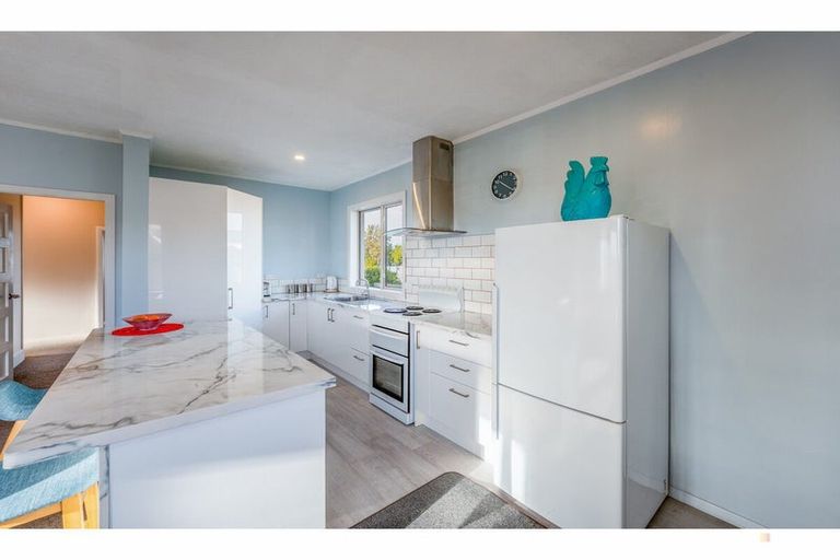 Photo of property in 26 Rhodes Street, Waimate, 7924