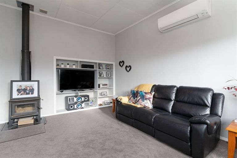 Photo of property in 121 Dixon Street, Masterton, 5810