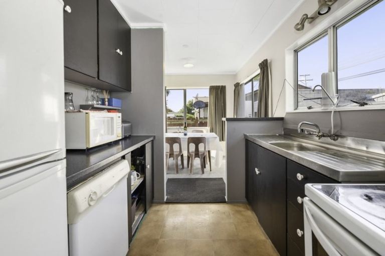 Photo of property in 3 Pohutukawa Drive, Owhata, Rotorua, 3010