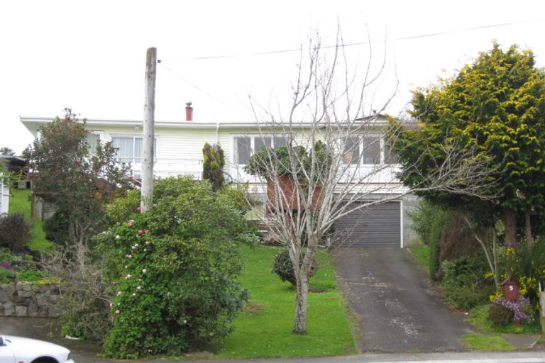 Photo of property in 5 Euclid Street, Vogeltown, New Plymouth, 4310