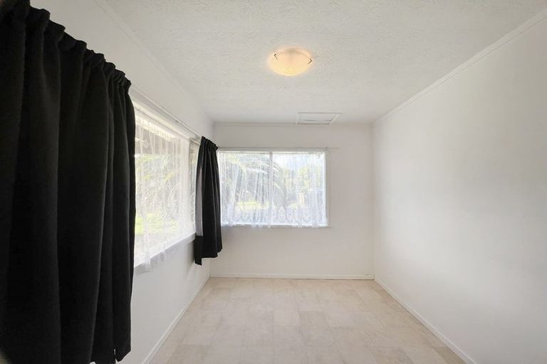 Photo of property in 5 Daytona Road, Henderson, Auckland, 0610