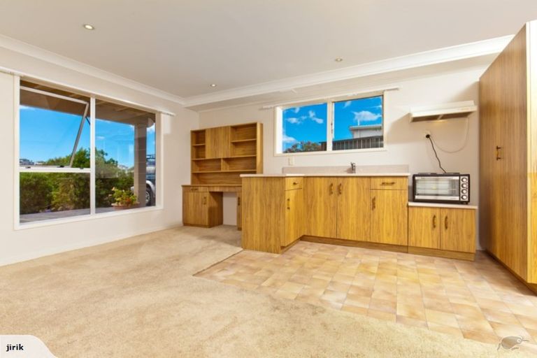 Photo of property in 2/38 Glenvar Road, Torbay, Auckland, 0630