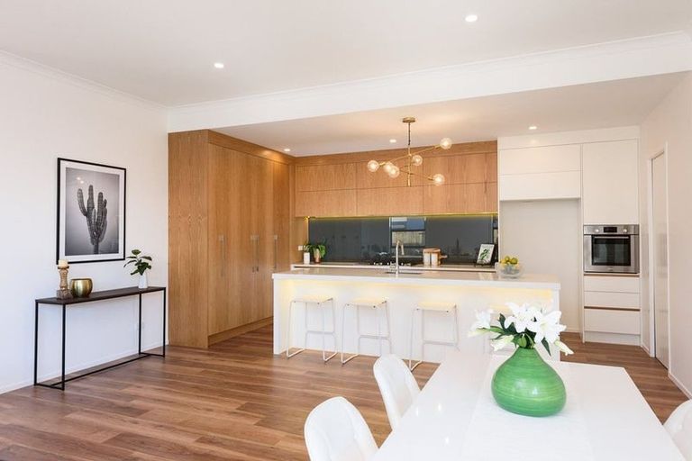 Photo of property in 28 Knightia Drive, Papamoa Beach, Papamoa, 3118