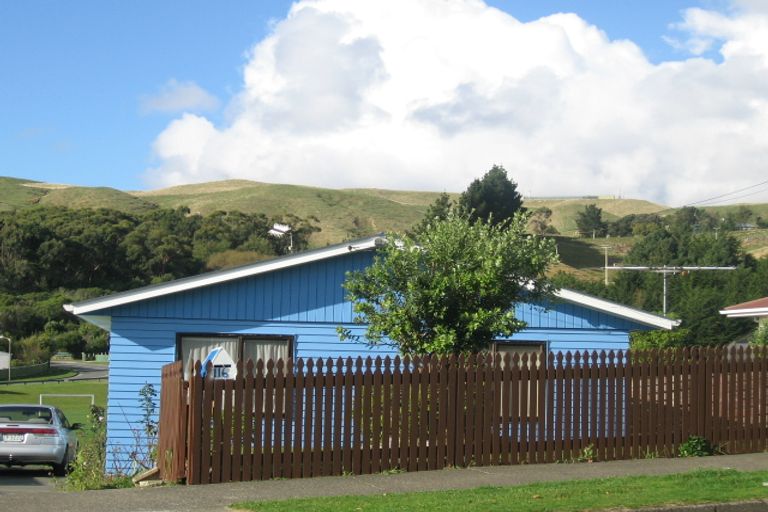Photo of property in 116 Driver Crescent, Cannons Creek, Porirua, 5024
