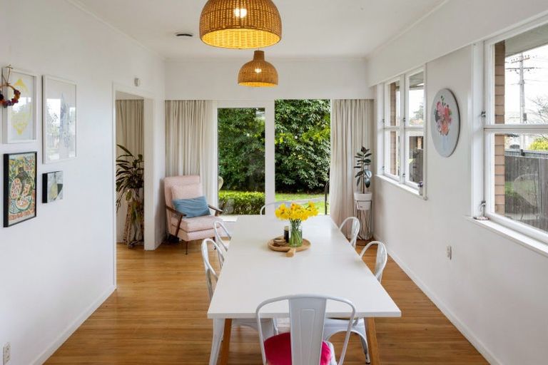 Photo of property in 139 Williams Street, Cambridge, 3434