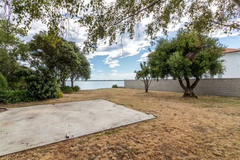 Photo of property in 96 Beachville Road, Redcliffs, Christchurch, 8081