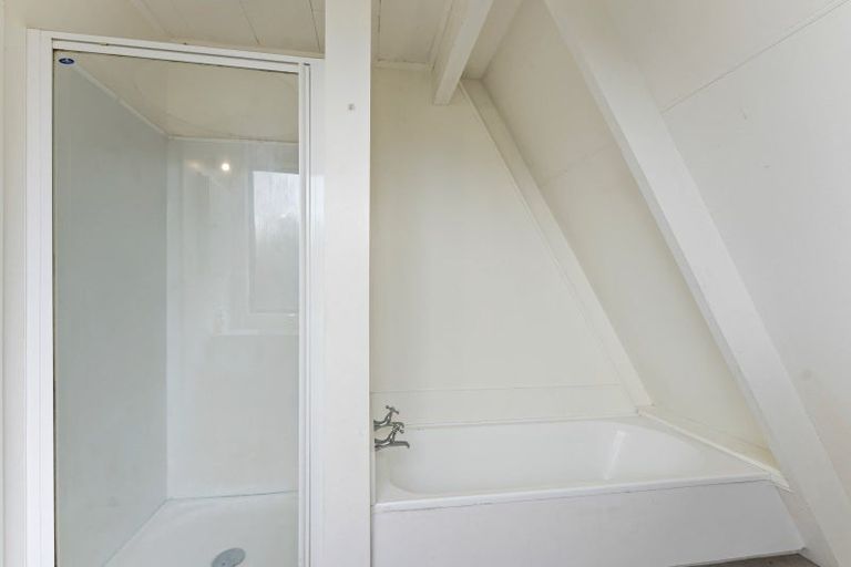Photo of property in 5 William Street, Waikanae Beach, Waikanae, 5036