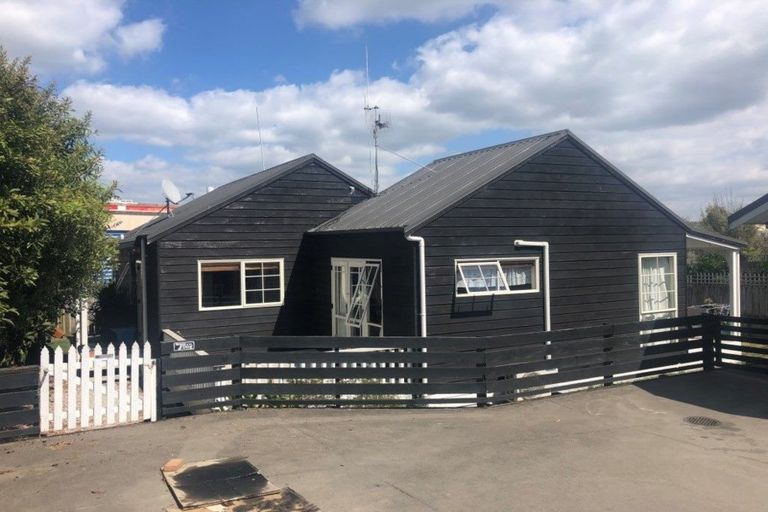 Photo of property in 13b Percy Road, Papamoa Beach, Papamoa, 3118