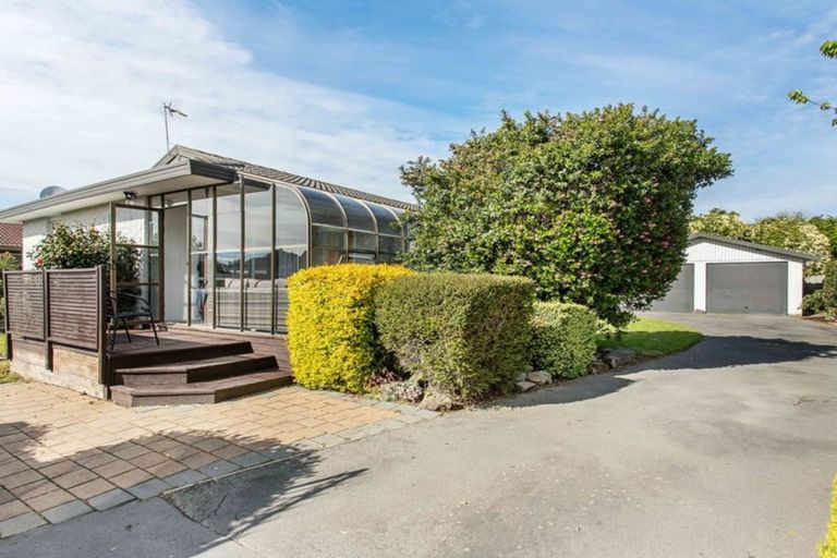 Photo of property in 39 Cowes Street, Avondale, Christchurch, 8061