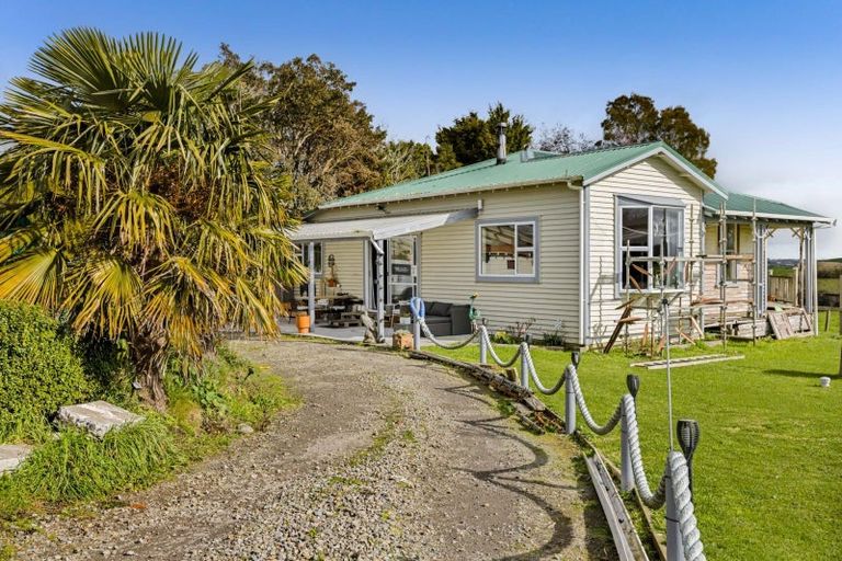 Photo of property in 11 High Street, Eltham, 4322