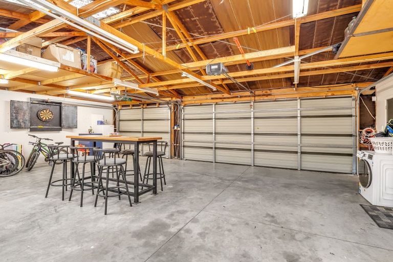 Photo of property in 61 Apollo Parade, Milson, Palmerston North, 4414