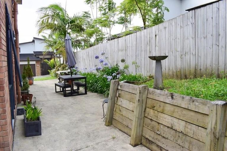 Photo of property in 220 Schnapper Rock Road, Schnapper Rock, Auckland, 0632
