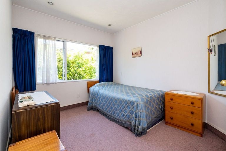 Photo of property in 31 Busby Hill, Havelock North, 4130