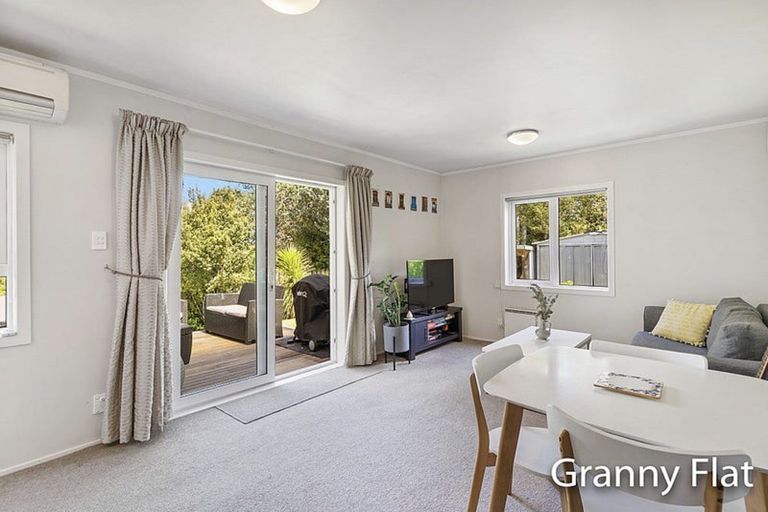 Photo of property in 1/20 Kauri Road, Birkenhead, Auckland, 0626