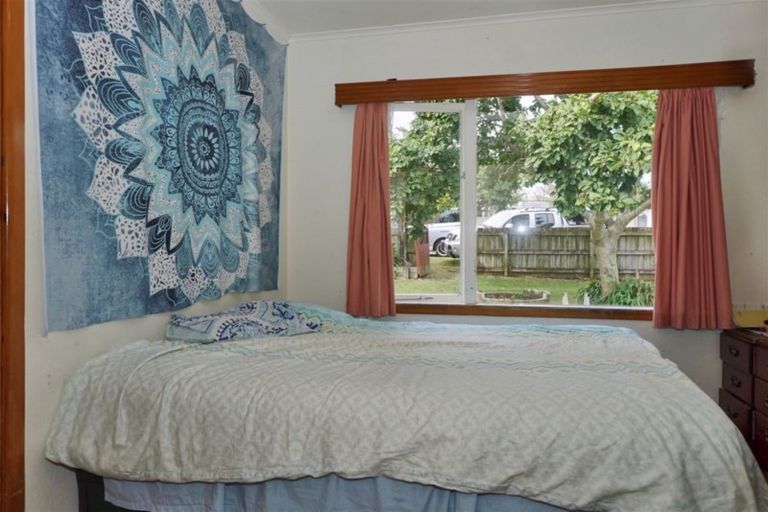 Photo of property in 16 Herbert Street, Te Puke, 3119