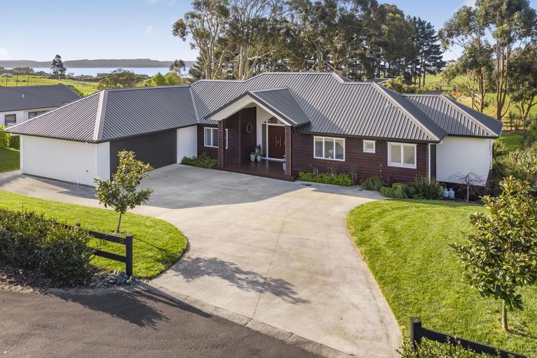 Photo of property in 13 Titoki Way, Waiau Pa, Pukekohe, 2679