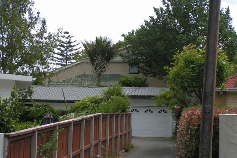 Photo of property in 35 Harley Road, Takapuna, Auckland, 0622
