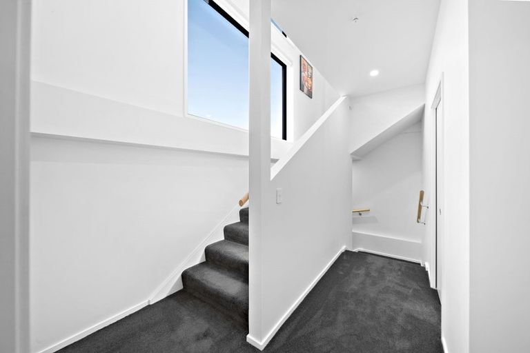 Photo of property in 17 Livingstone Lane, Frankton, Queenstown, 9300