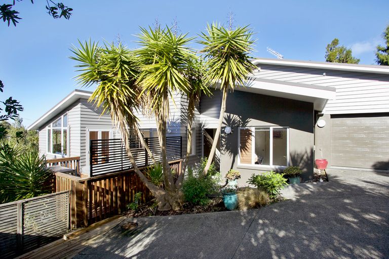 Photo of property in 186b Old Titirangi Road, Titirangi, Auckland, 0604