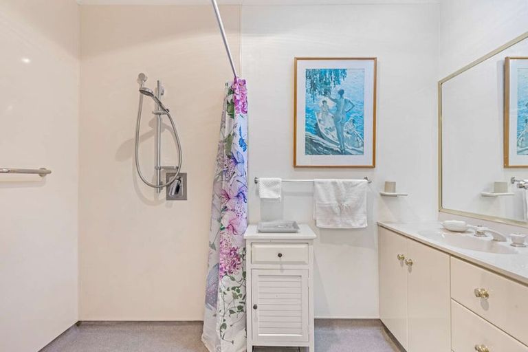 Photo of property in 204 Rangihaeata Road, Rangihaeata, Takaka, 7182