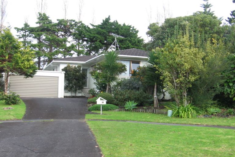 Photo of property in 24 Lilian Place, Farm Cove, Auckland, 2012