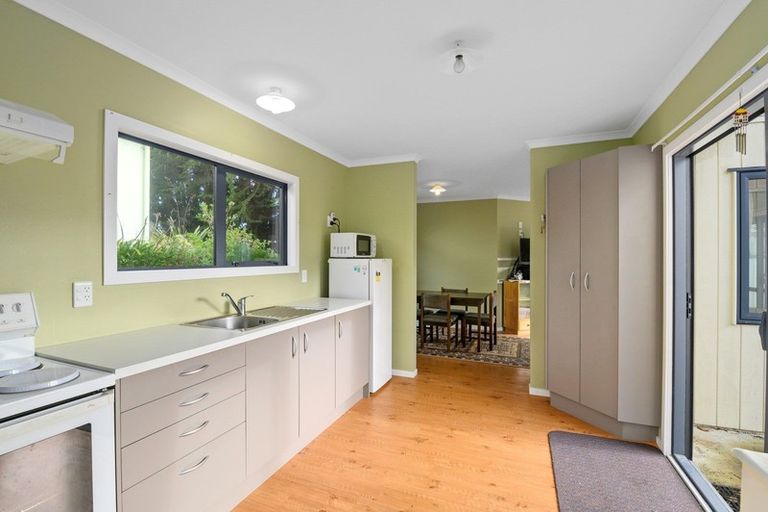 Photo of property in 10 Arthur Street, Waikawa Beach, Manakau, 5573
