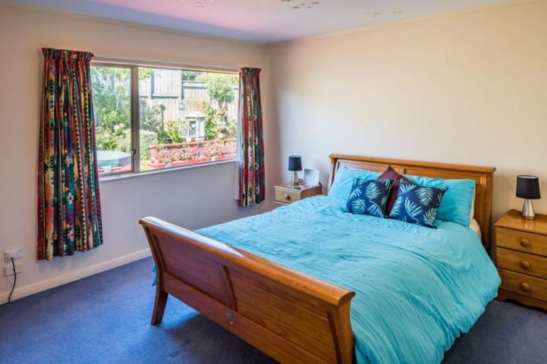 Photo of property in 6 Bowsprit Way, Whitby, Porirua, 5024