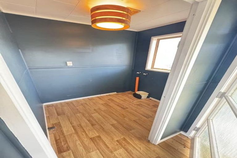 Photo of property in 66 Lavery Place, Sunnynook, Auckland, 0632