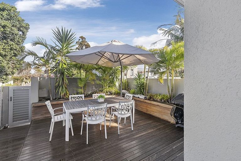 Photo of property in 1/2a Earnoch Avenue, Takapuna, Auckland, 0622