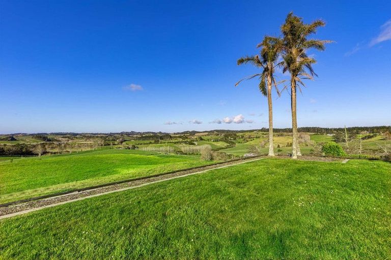 Photo of property in 141 Valley Road, Waitoki, Kaukapakapa, 0871