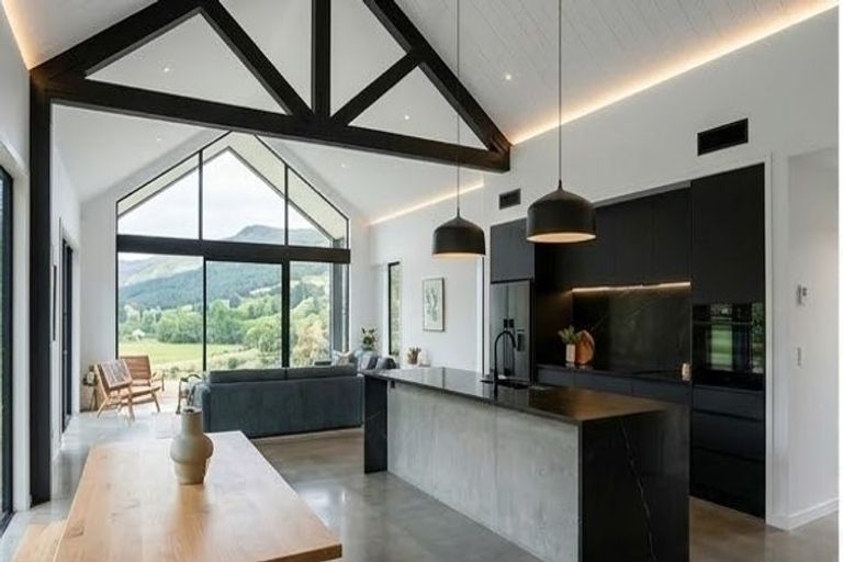 Photo of property in 102 Griggs Road, East Tamaki Heights, Auckland, 2016