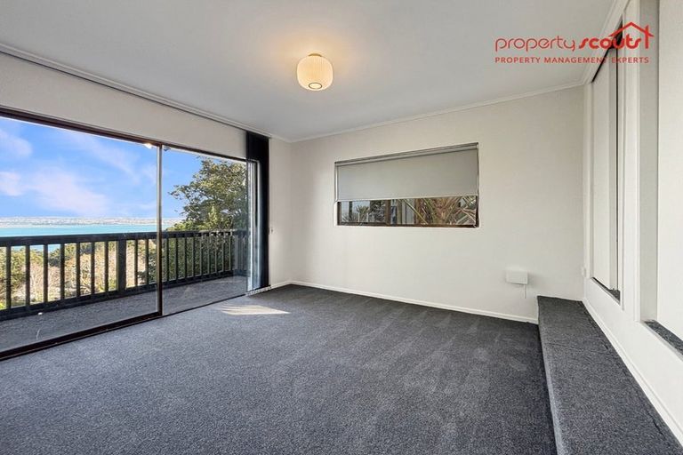 Photo of property in 2/78 Rangatira Road, Beach Haven, Auckland, 0626
