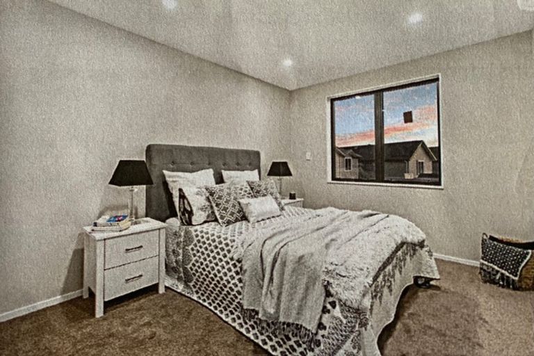 Photo of property in 18 Warbler Crescent, Papakura, 2110