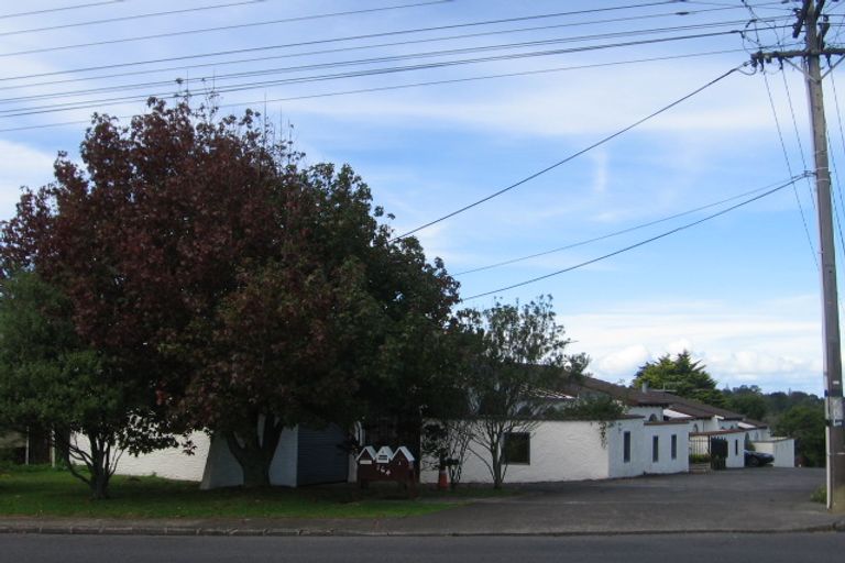 Photo of property in 1/164 Titirangi Road, New Lynn, Auckland, 0600