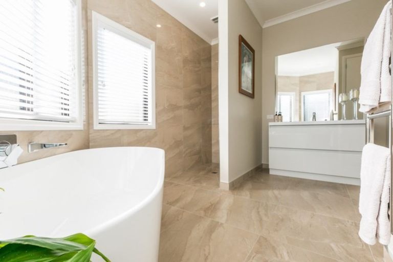 Photo of property in 7 Pelorus Avenue, Poraiti, Napier, 4112