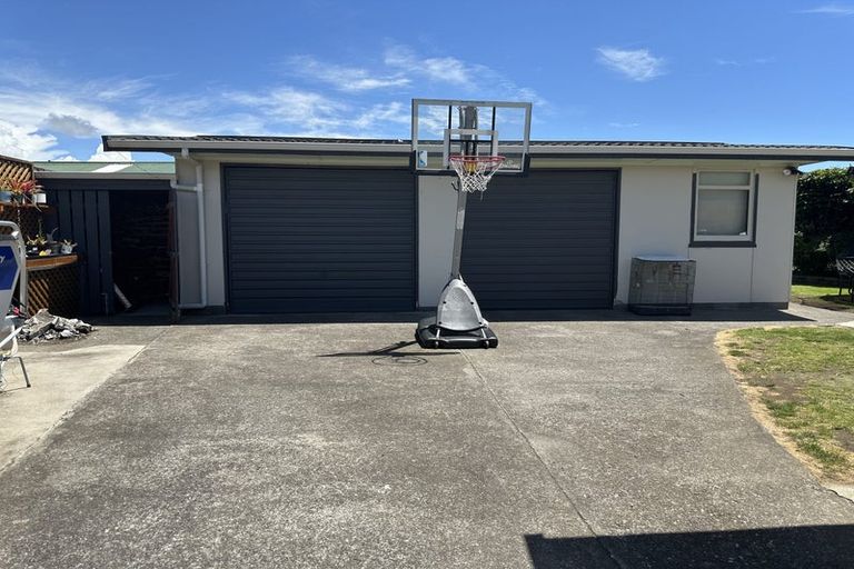 Photo of property in 31 Hutchins Street, Waitara, 4320