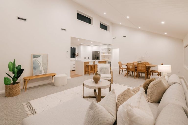 Photo of property in 15 Ihaka Street, Hokowhitu, Palmerston North, 4410