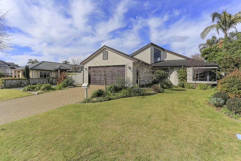 Photo of property in 18 Buckingham Place, Bethlehem, Tauranga, 3110