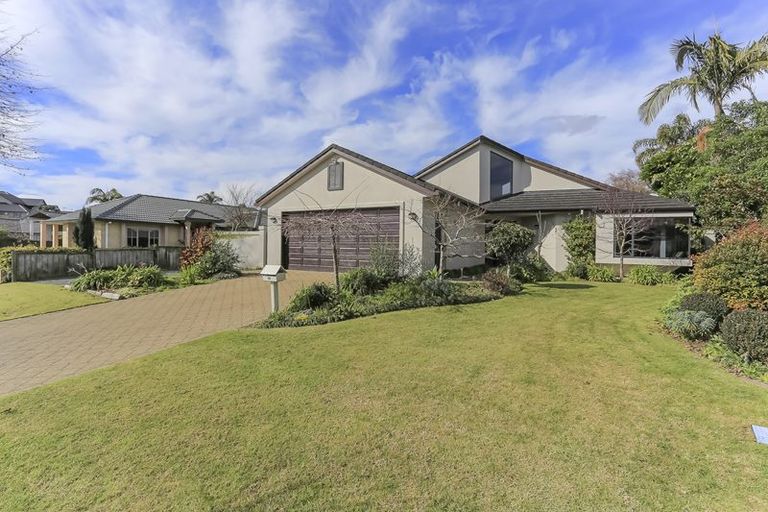 Photo of property in 18 Buckingham Place, Bethlehem, Tauranga, 3110