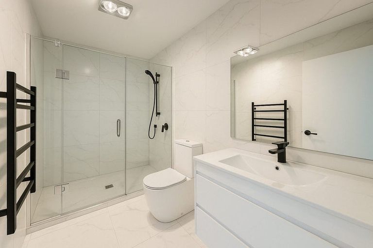 Photo of property in 6/5 Chevis Place, Pakuranga, Auckland, 2010