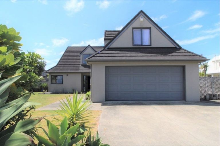 Photo of property in 134 Puka Crescent, Matarangi, Whitianga, 3592