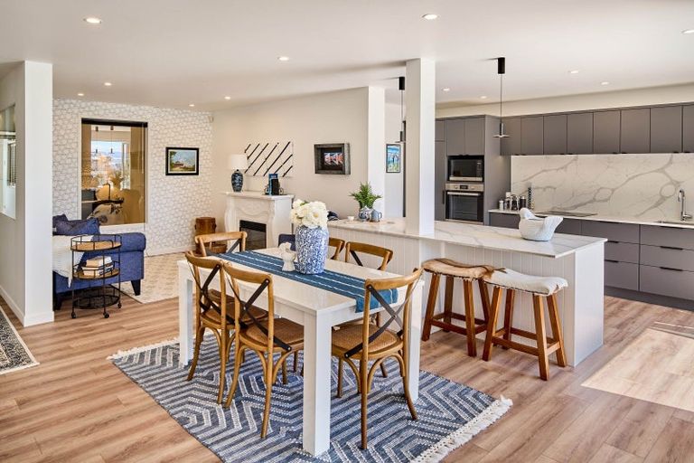 Photo of property in 1/16 Oriental Terrace, Oriental Bay, Wellington, 6011