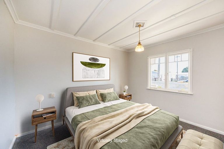 Photo of property in 23 Ross Street, Marton, 4710