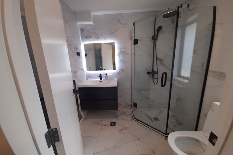 Photo of property in 1/6a William Roberts Road, Pakuranga, Auckland, 2010