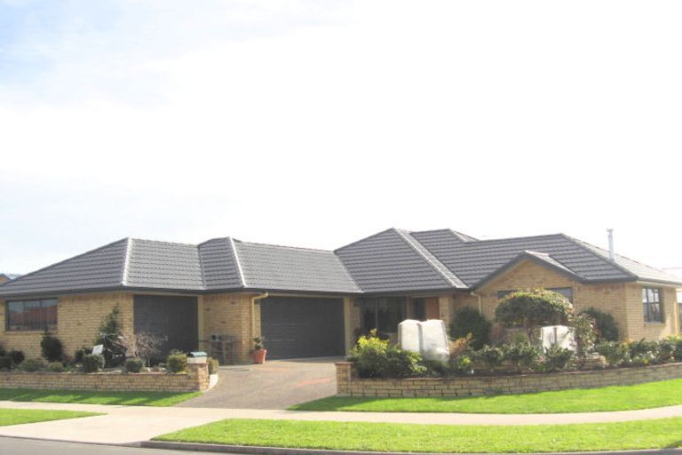 Photo of property in 22 Wentworth Drive, Rototuna North, Hamilton, 3210